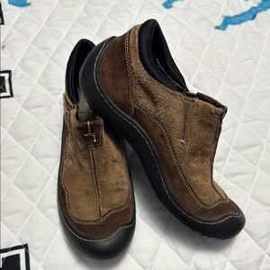 Women’s Brown Suede Slip-On Shoes